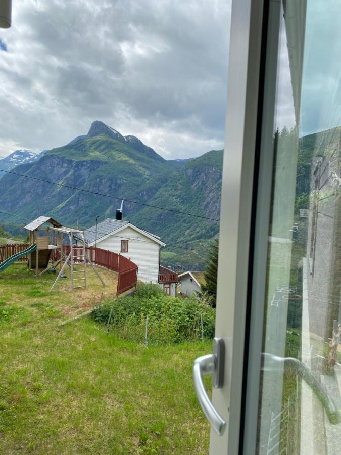 Indreli feriehus Flåm Eksteriør bilde